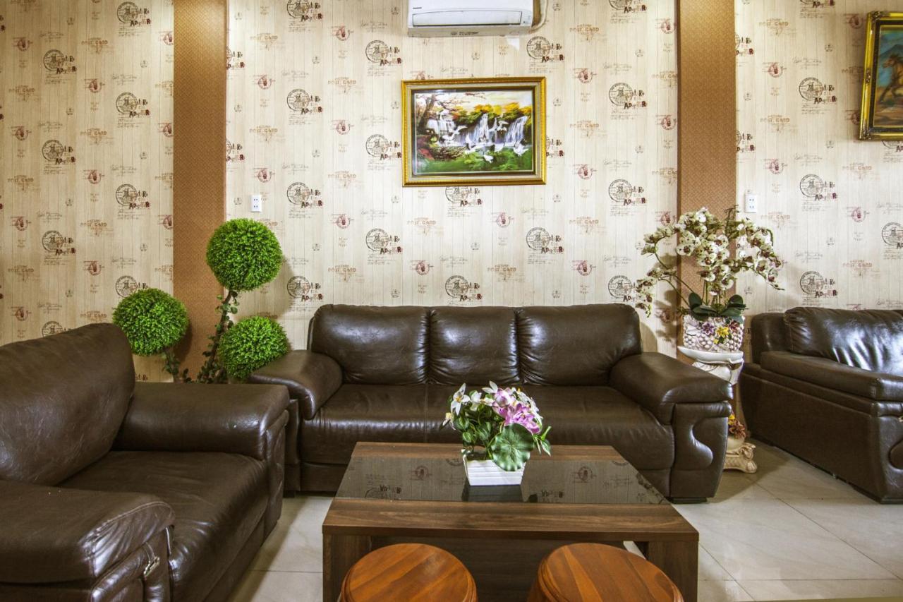 Oyo 2310 Residence 68 Pematang Siantar Buitenkant foto