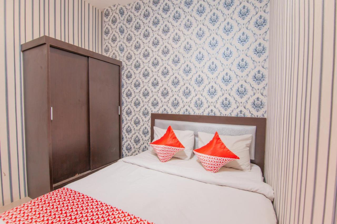 Oyo 2310 Residence 68 Pematang Siantar Buitenkant foto
